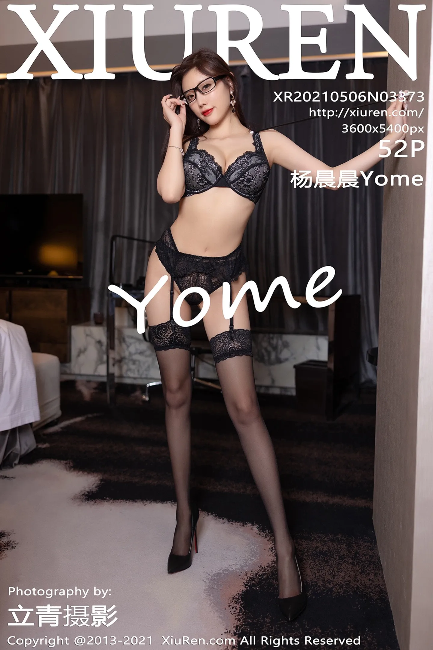 [XiuRen秀人网]VOL.3373 女神杨晨晨Yome私房黑色情趣内衣配黑色蕾丝吊袜极致魅惑写真52P-秀人网官方网站